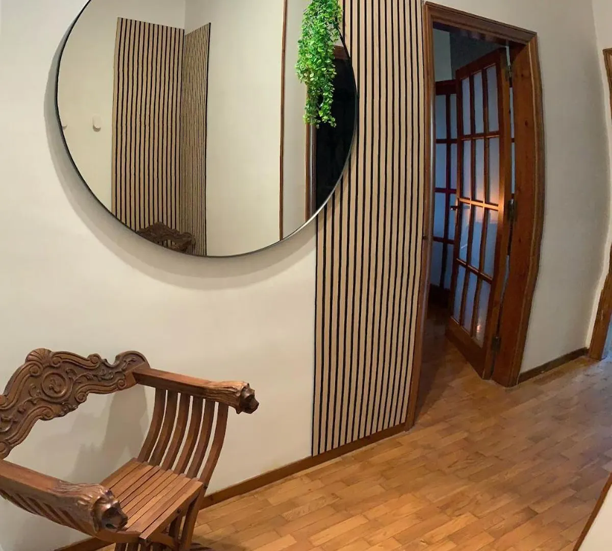 Elite Suite - Terrazzino Su Piazza Moro - Stazione Bari 0*,  Italy