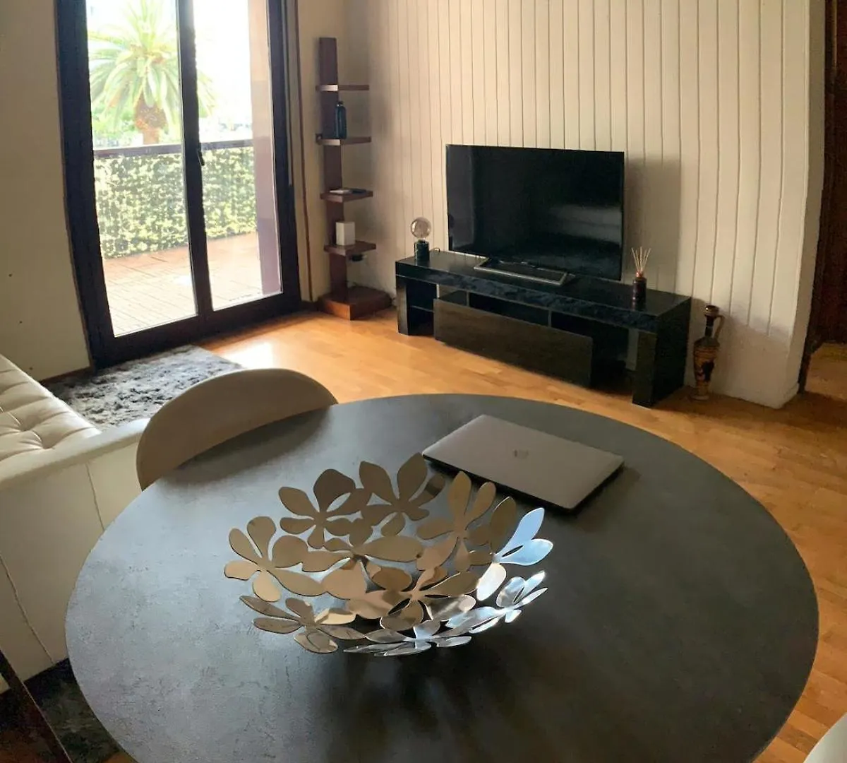 Apartment Elite Suite - Terrazzino Su Piazza Moro - Stazione Bari Italy
